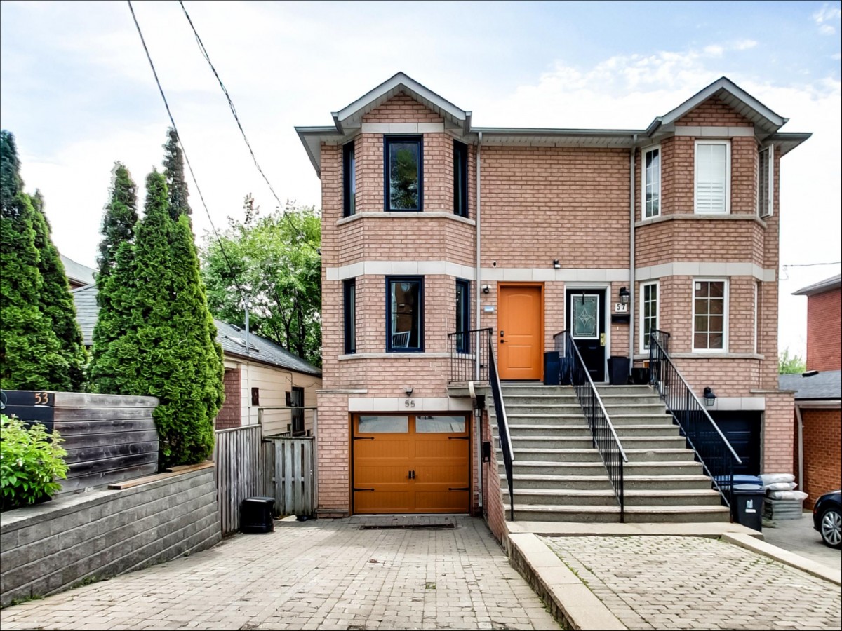 55 cameron avenue, Toronto Ontario Canada
