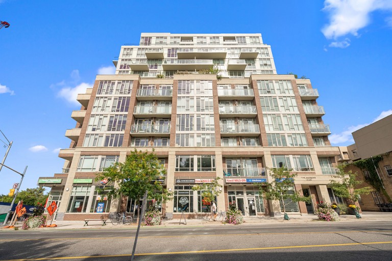 1638 Bloor Street W, Unit 412, Toronto, Ontario, Canada