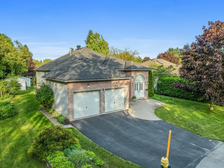 9 Westview Drive, Brighton, Canada