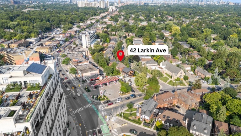 42 Larkin Avenue, Toronto, Ontario, Canada photo 48